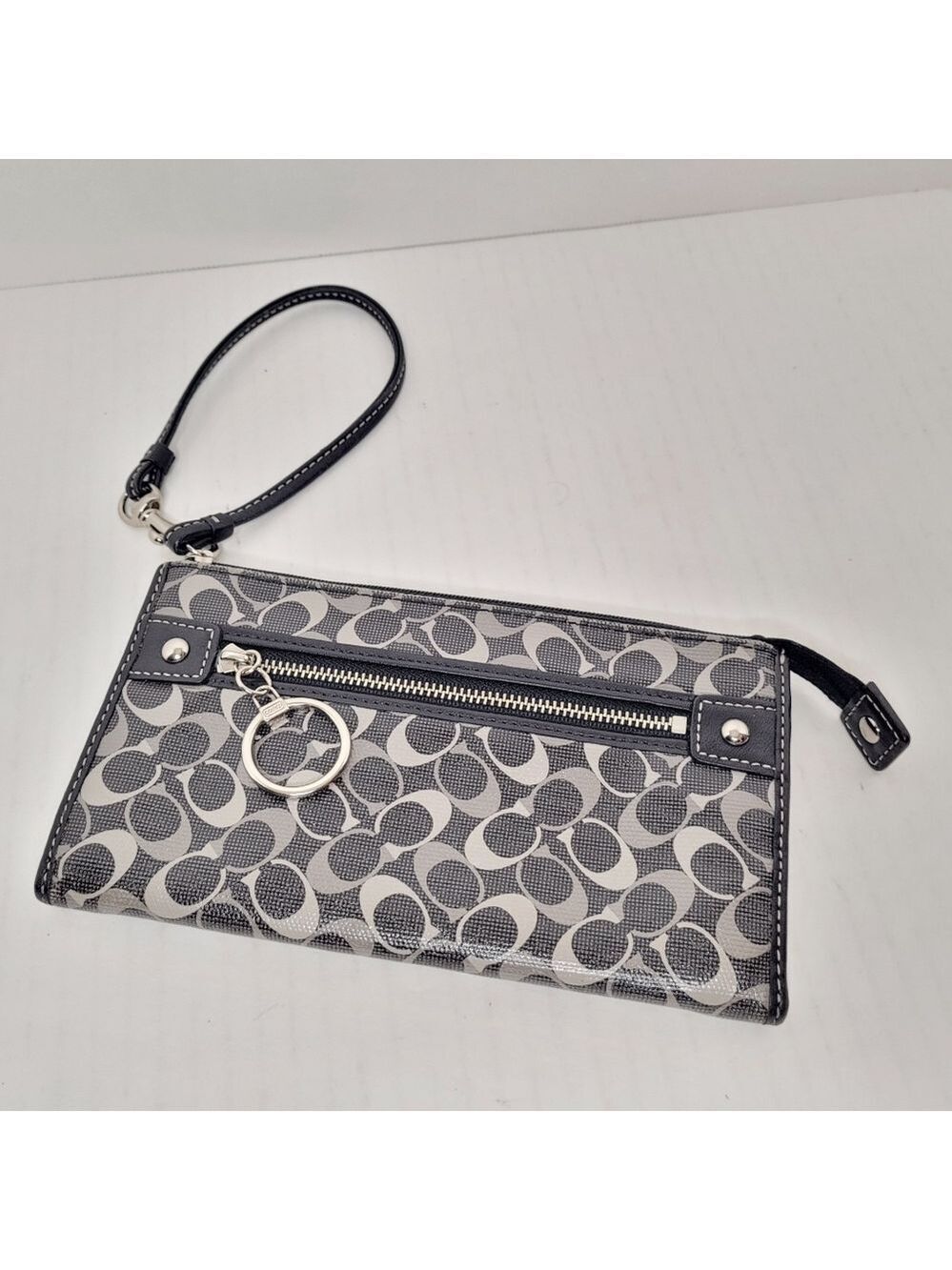 Coach Signature C's Wallet/Wristlet